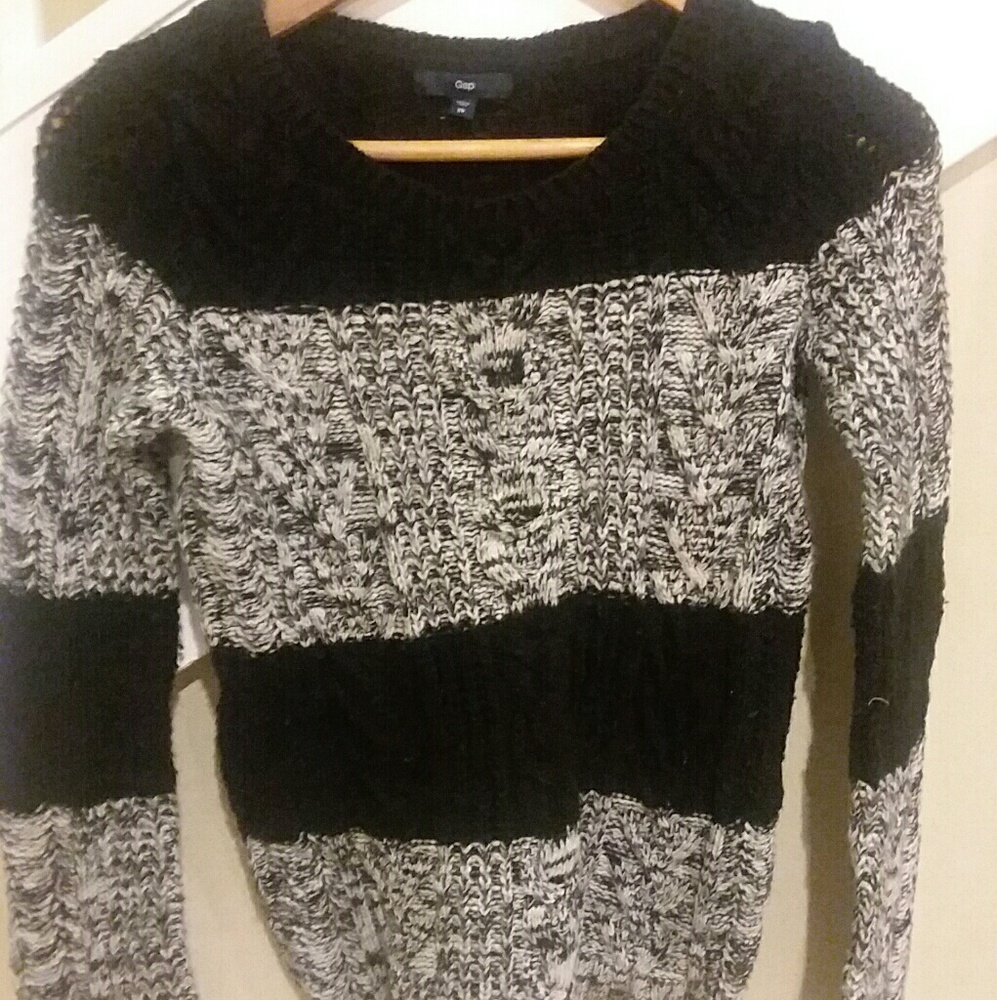 Gap Sweater