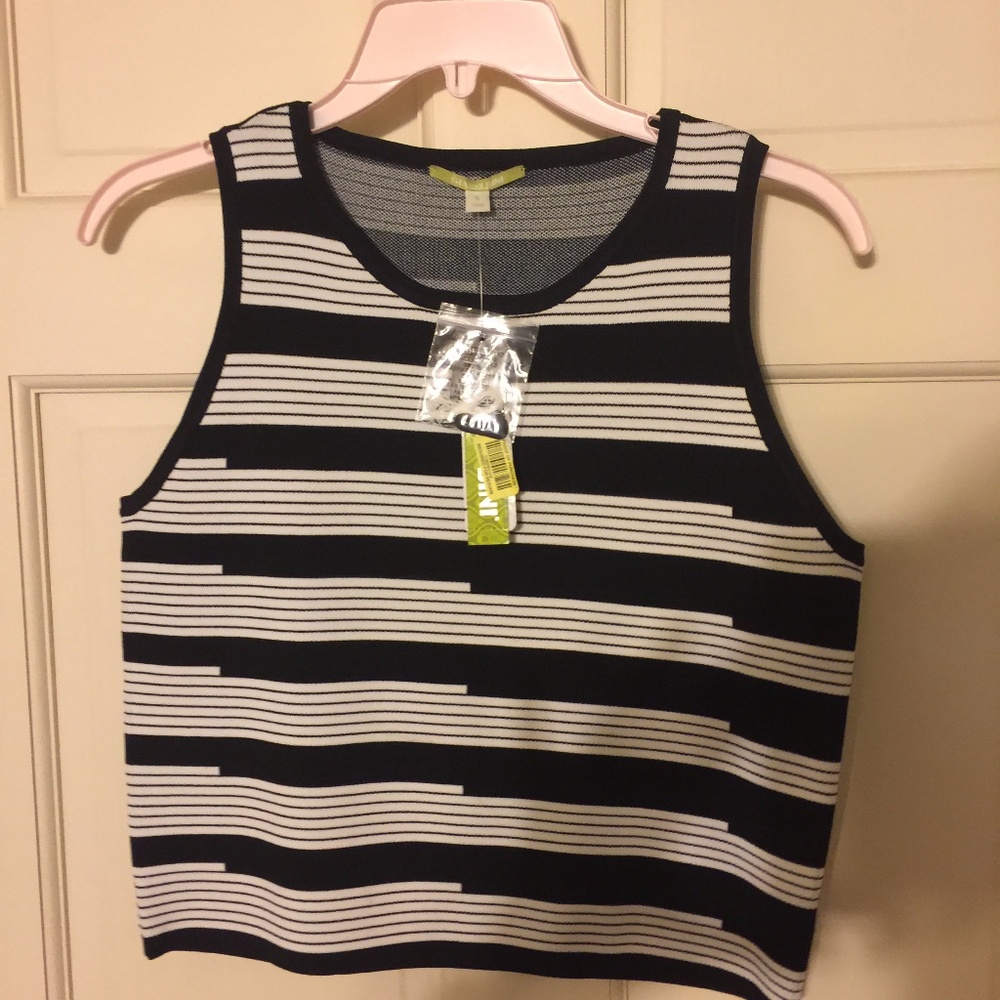 Gianni Bini black and white cropped tank