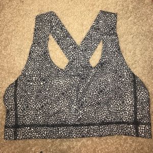 Lululemon sports bra