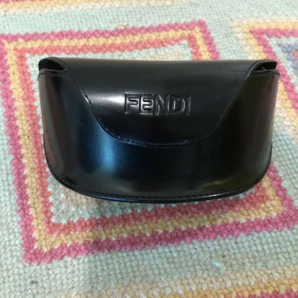 Fendi FS 382 Authentic Buckle Sunglasses.