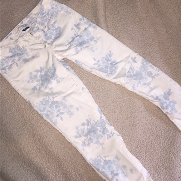 American Eagle Outfitters Denim - Floral Printed American Eagle Jeans Women's Size 0