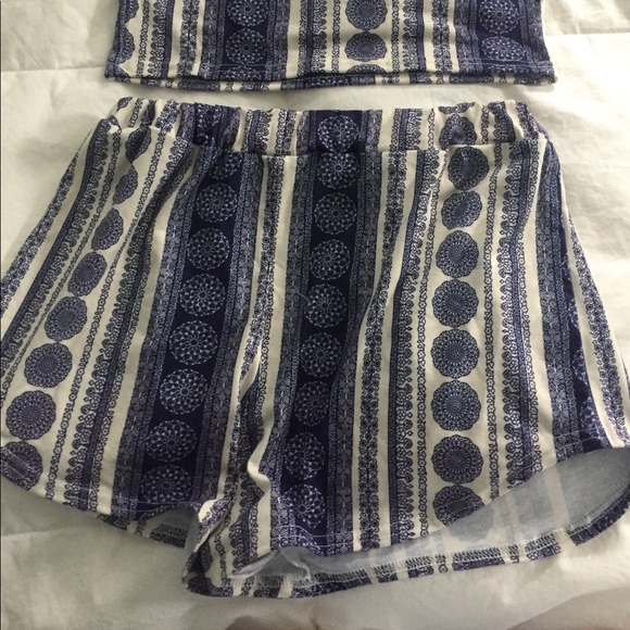 NWT two piece set from Missguided. - Picture 3 of 3