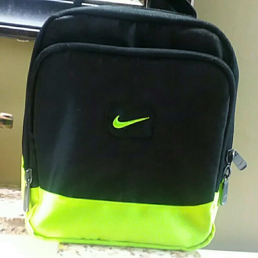 nike lunch bag