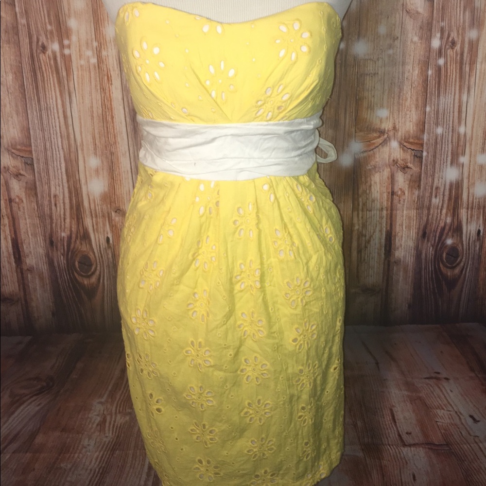 Juniors strapless dress