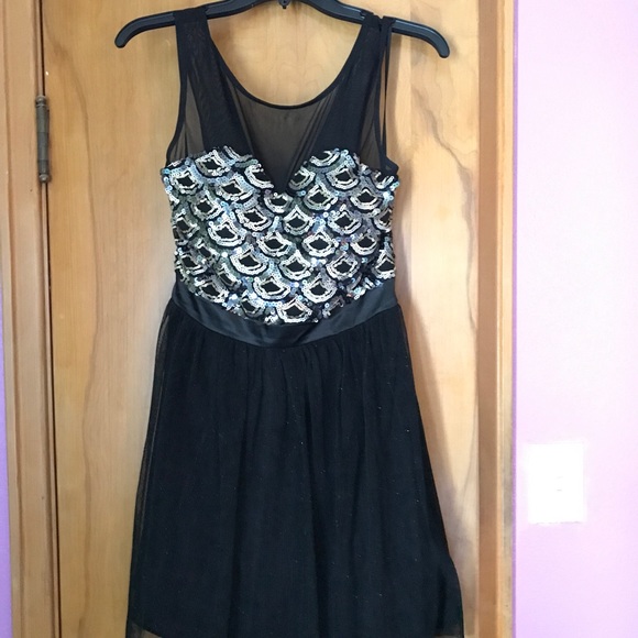 Homecoming dress - Picture 1 of 6