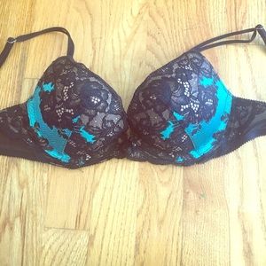 Victoria's Secret 32C push-up bra