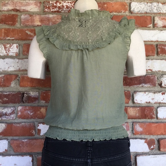 VARGA Sweet and Cool 60% Cotton/40% Rayon Blouse! - Picture 4 of 7