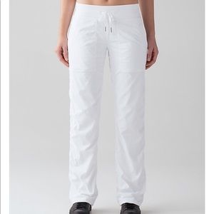 NWOT LULULEMON ATHLETICA Dance Studio Pant III