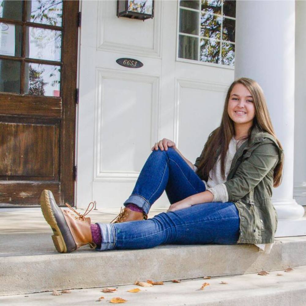 Meet your Posher, Emma