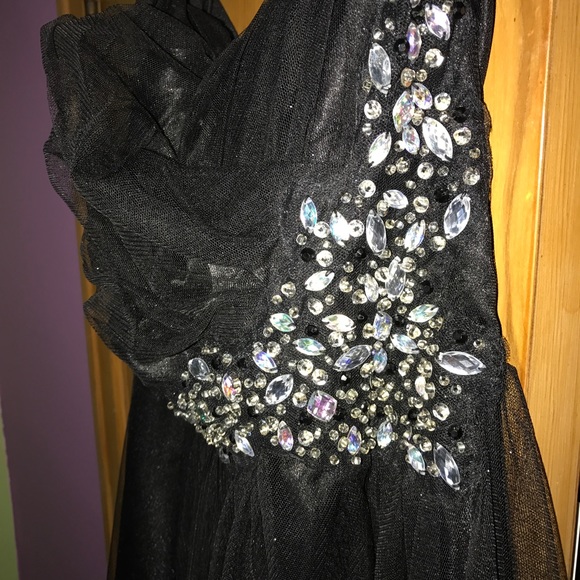 Strapless black homecoming dress - Picture 4 of 5