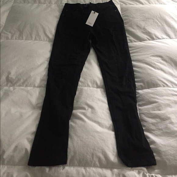 NWT black high waisted jeans. - Picture 2 of 2