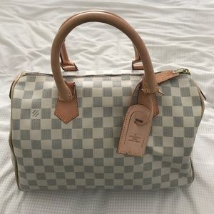 LV purse