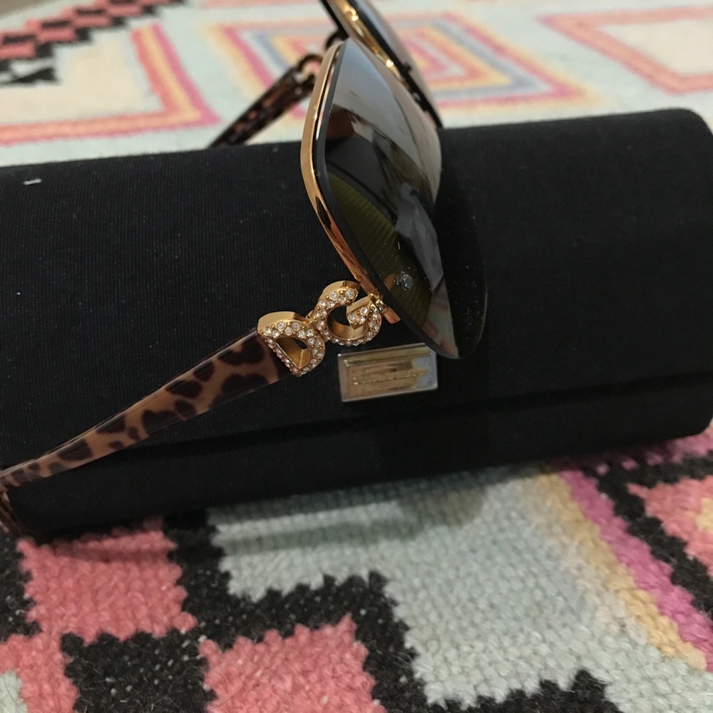 Authentic Dolce and Gabbana DG 2050 B Subglasses