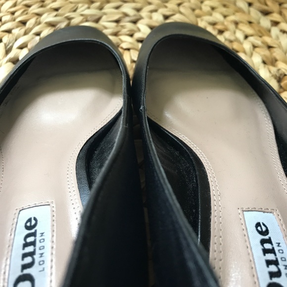 BEDAZZLED HEALS SHOES. - Picture 6 of 8