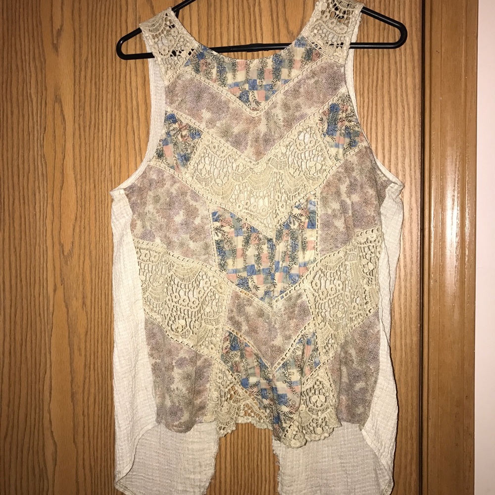 Gimmicks open back tank