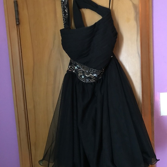 Black homecoming dress - Picture 5 of 5