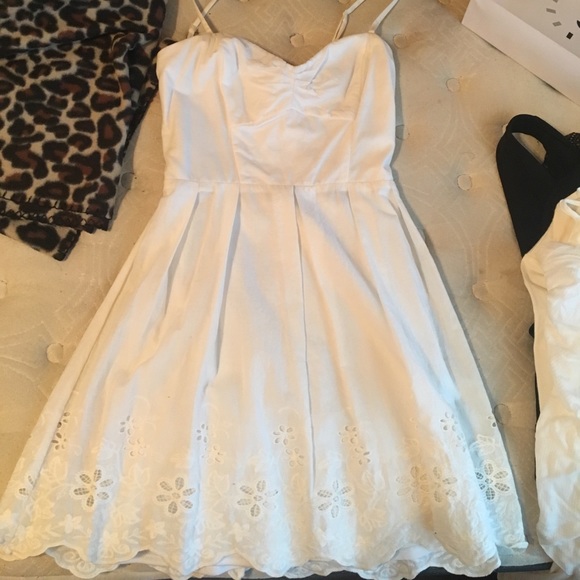 Summer dress - Picture 1 of 2