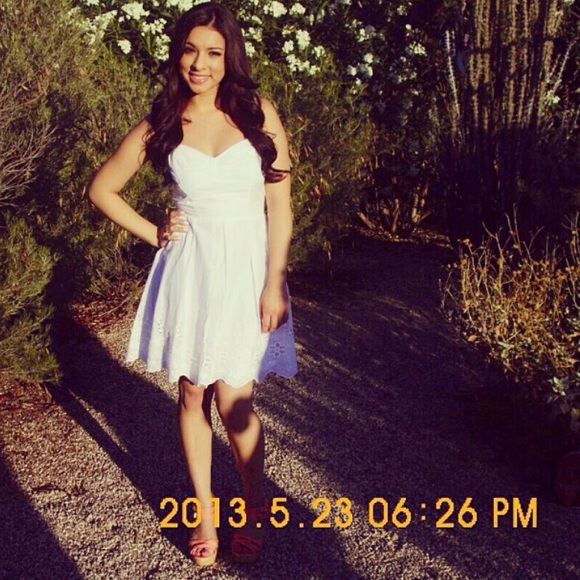 Summer dress - Picture 2 of 2