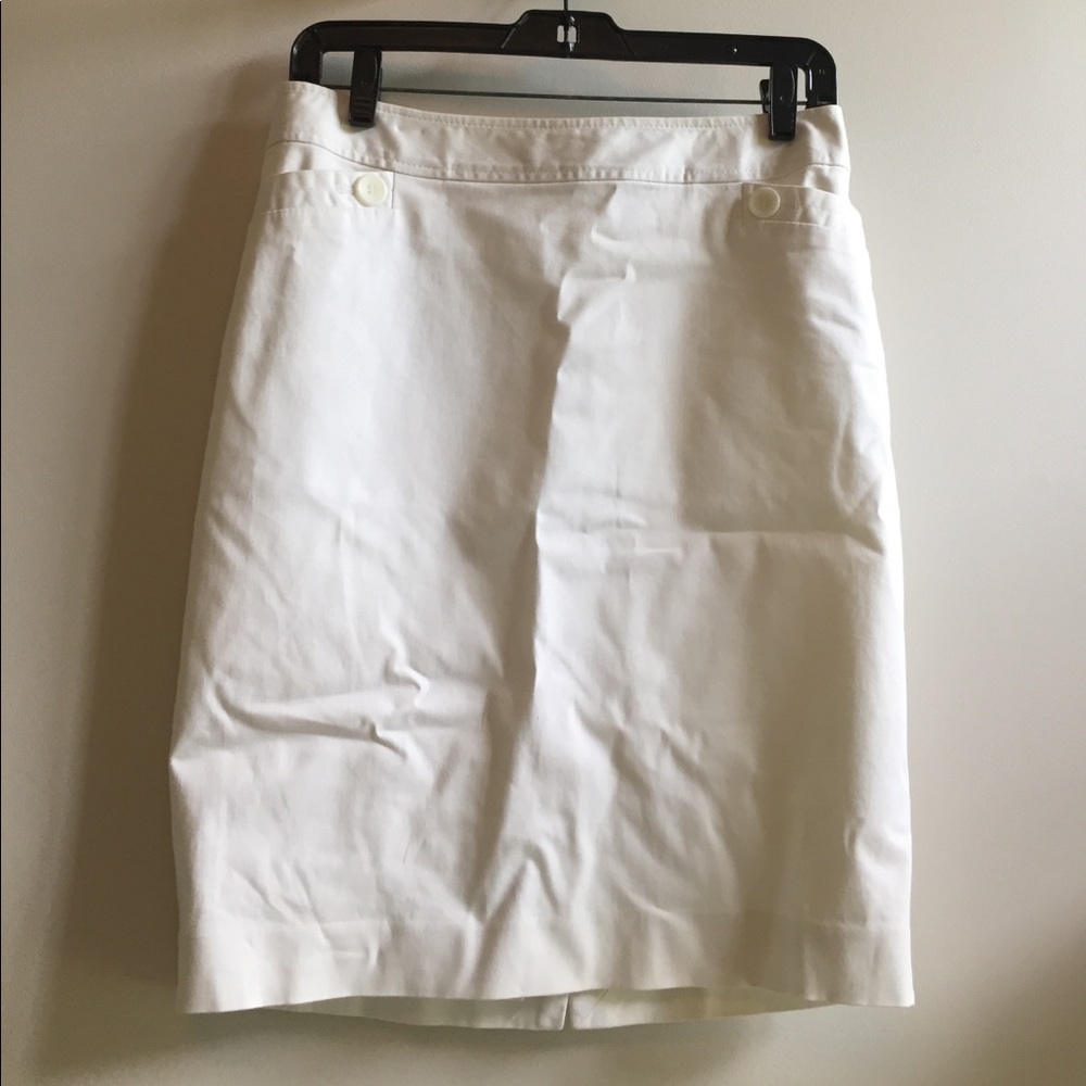 White pencil skirt