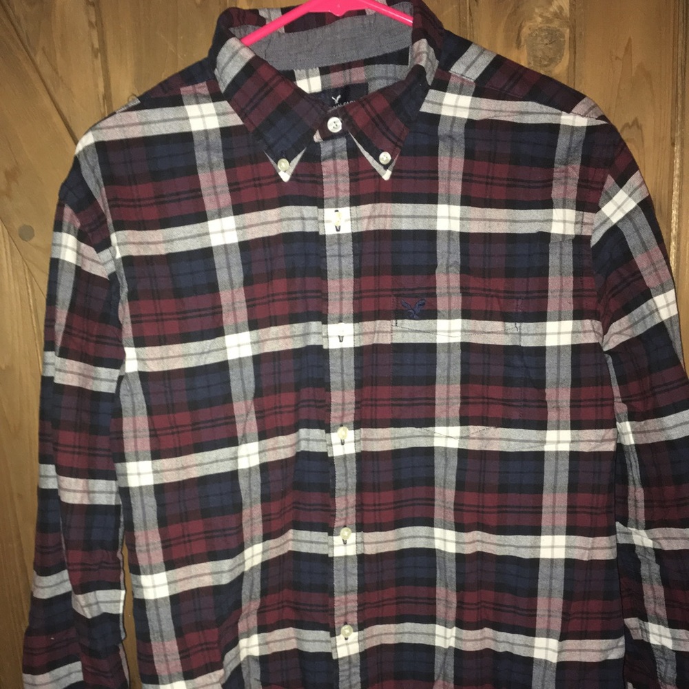 American eagle plaid shirt