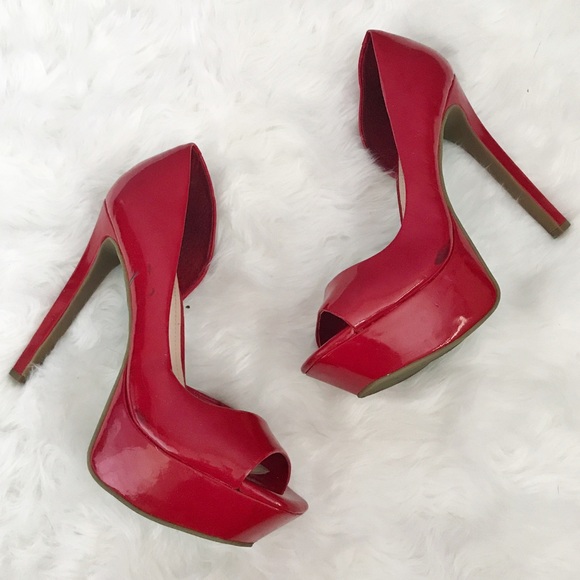 Jessica Simpson Shoes - Jessica Simpson • Red Patent Leather Heel