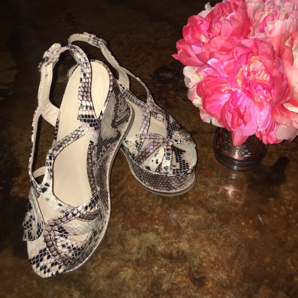 Faux python wedges - Picture 2 of 5