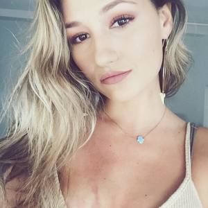 Meet your Posher, Celine