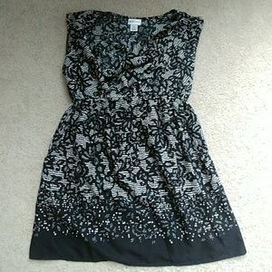 Motherhood maternity shirt