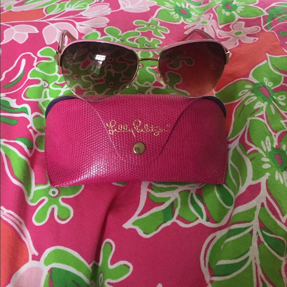 Lightly worn Lilly Pulitzer aviators.