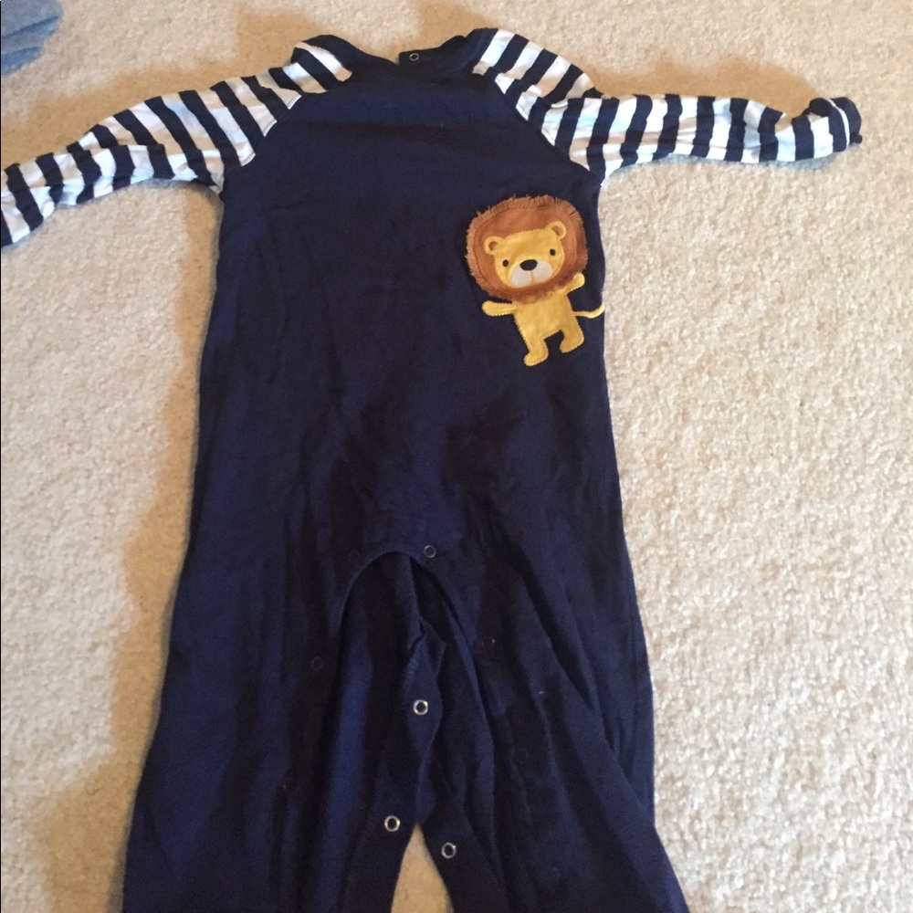 2 baby boy outfits 18-24 months
