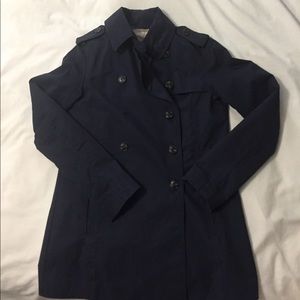 Navy blue chic trench coat in size xs