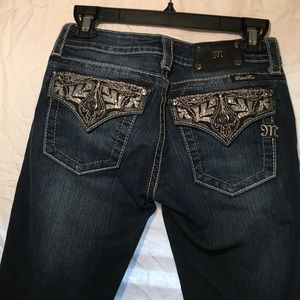 Miss Me Boot Cut Jeans!! Size 26.