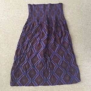 Strapless patterned dress