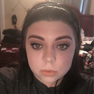 Meet your Posher, Whitney