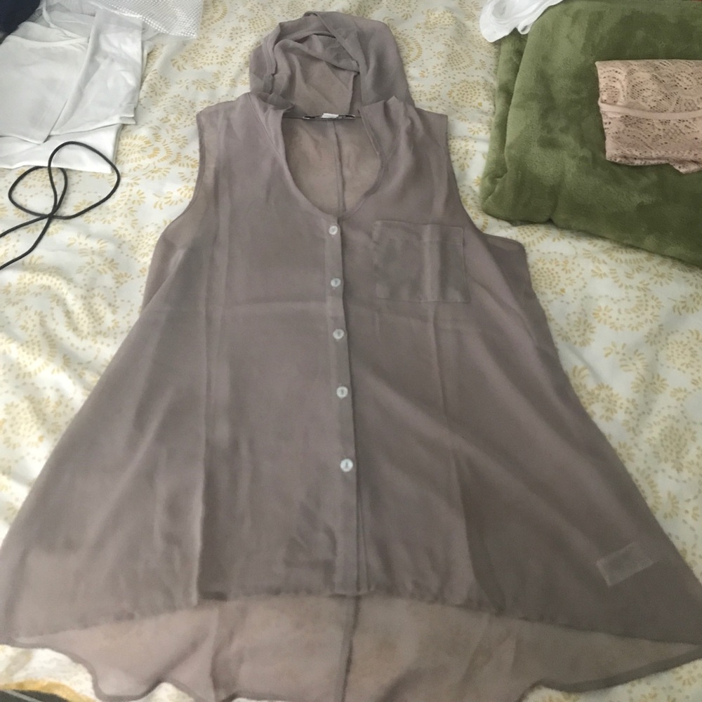 Sleeveless hooded tank