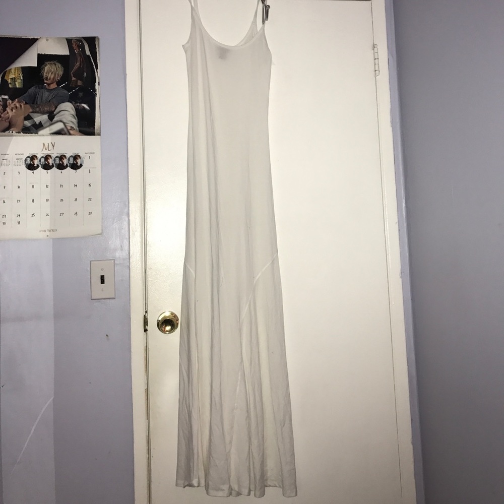Long white dress