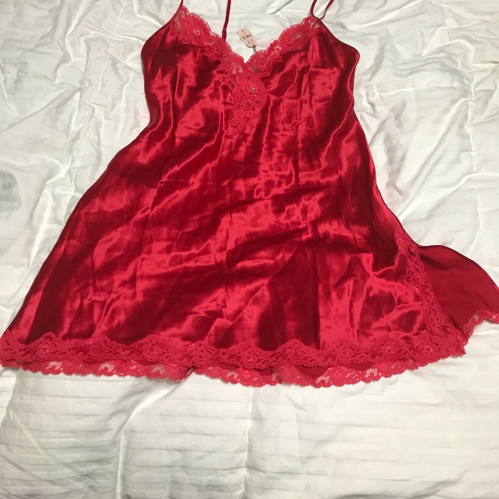 Victoria Secret Slip Sz M