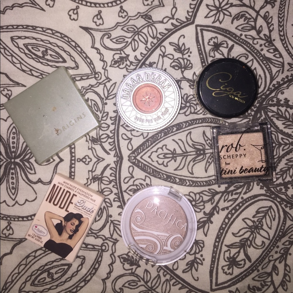 BUNDLE 6 single eye shadows
