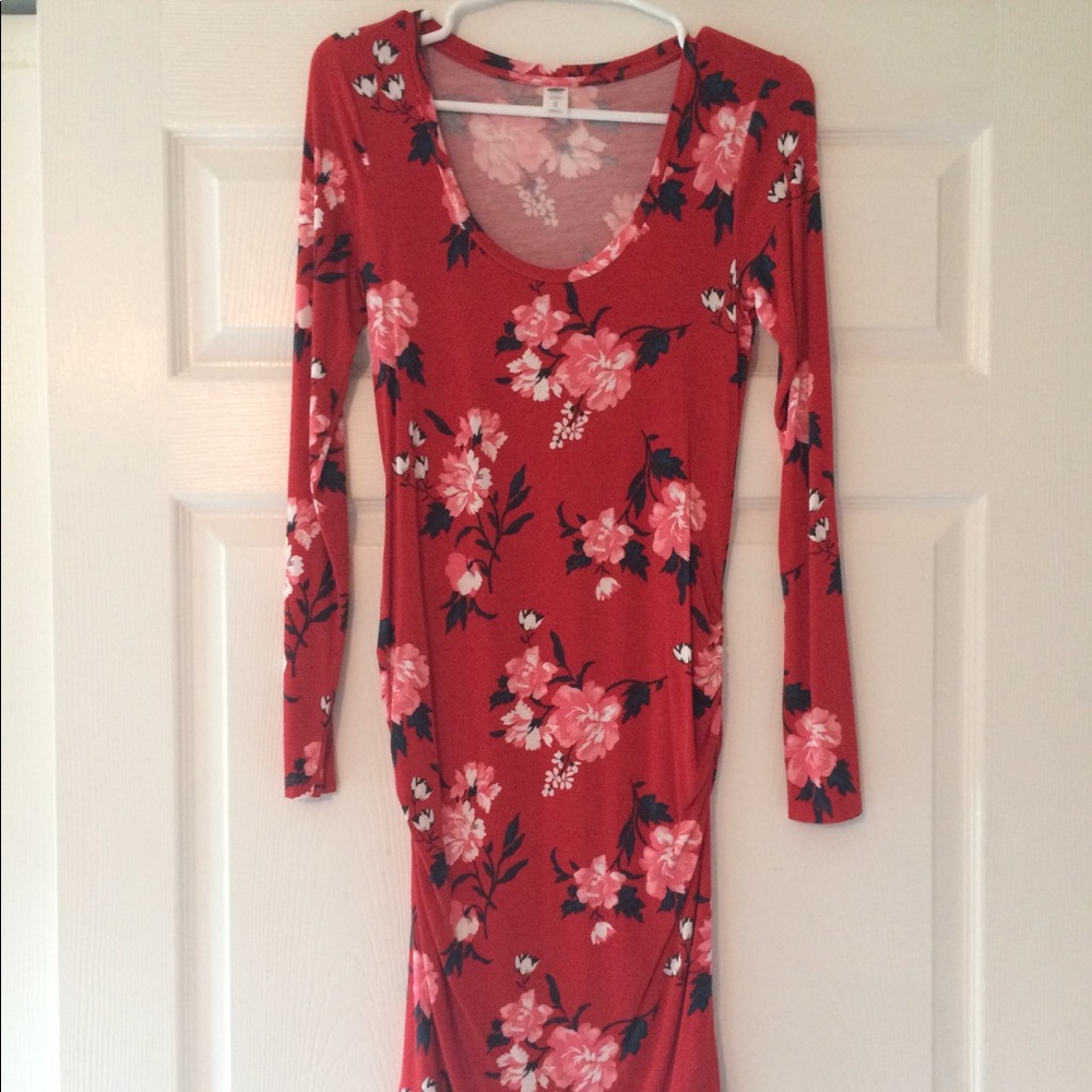 Beautiful Flattering Maternity Dress