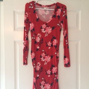 Beautiful Flattering Maternity Dress