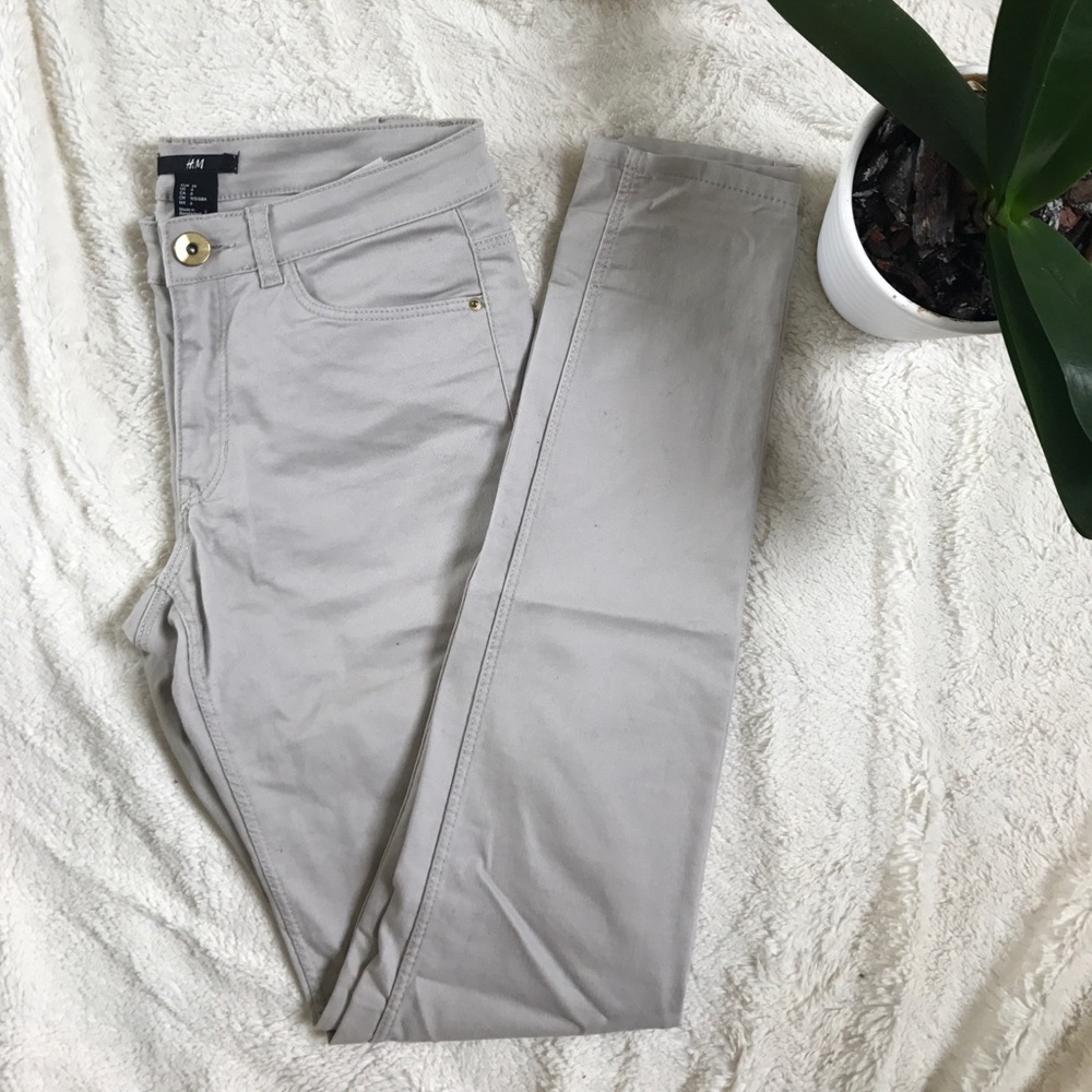 Grey jeans