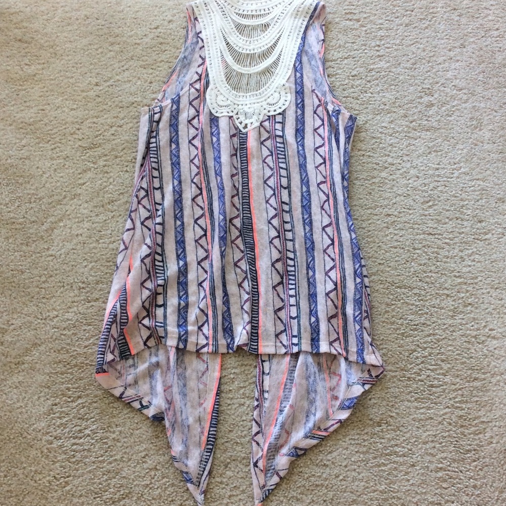 🍁1 SMALL🍁Aztec Print, Crochet Back Open Cardigan - Picture 4 of 5