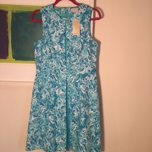 NWT Michael kors dress. Size 8. Flash sale!! ⚡️⚡️
