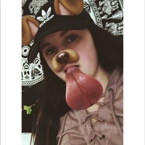 Meet your Posher, Alia