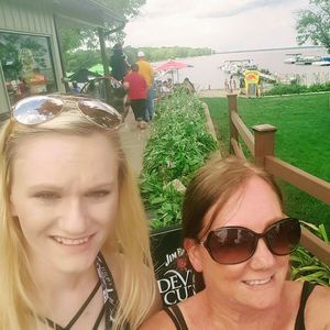 Meet your Posher, Cindi