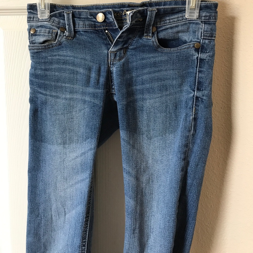 jeans