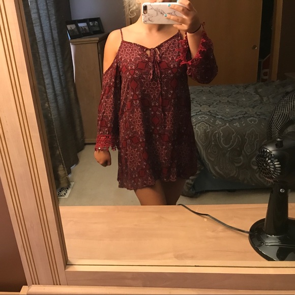 maroon boho dress - Picture 3 of 3