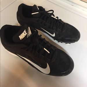 Nike-size 7 , vapor strike cleats.
