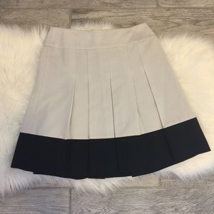 ‼️SALE‼️Ann Taylor Tan Pleated Skirt