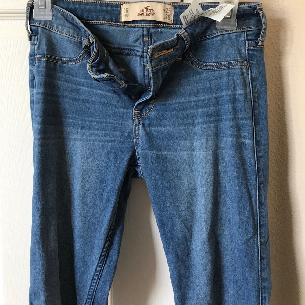 Hollister jeans
